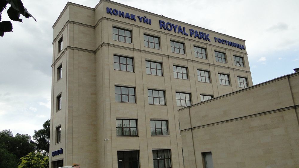 Royal Park Hotel Alma-Ata Exteriör bild